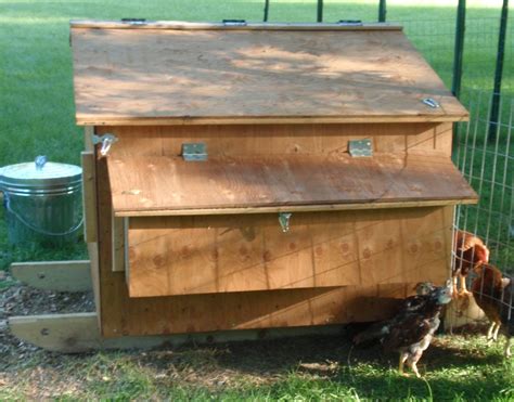 backyard metal poutry house|Chicken Coops, Pens & Nesting Boxes .